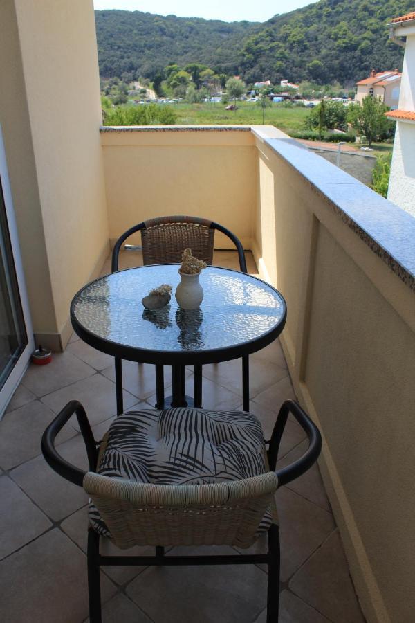 Apartments Kampor Damira Rab Town Luaran gambar