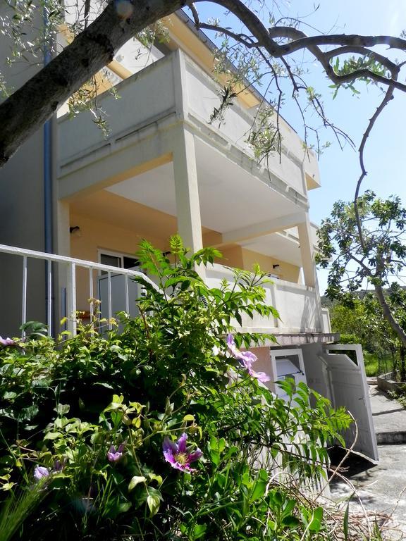 Apartments Kampor Damira Rab Town Luaran gambar